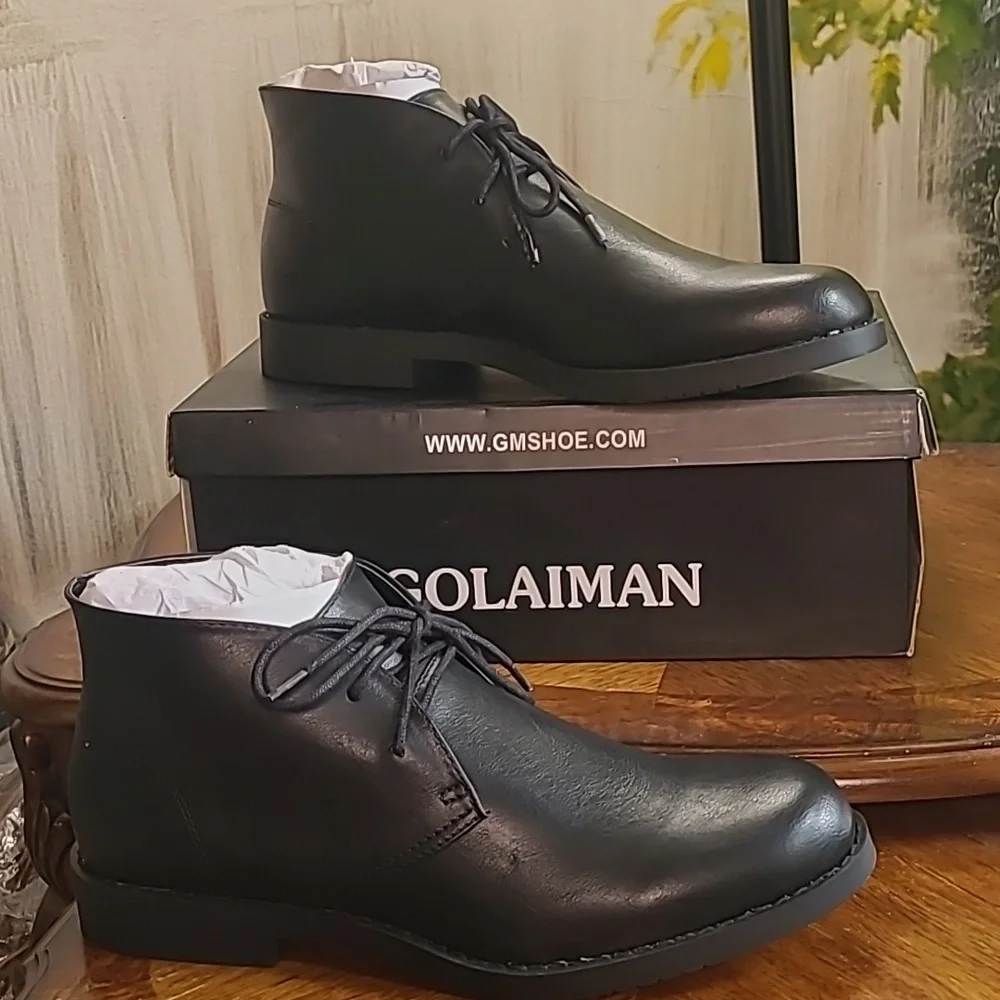 New in box! Golaiman Mens 9.5 black classic formal Chukka ankle boot dress shoe